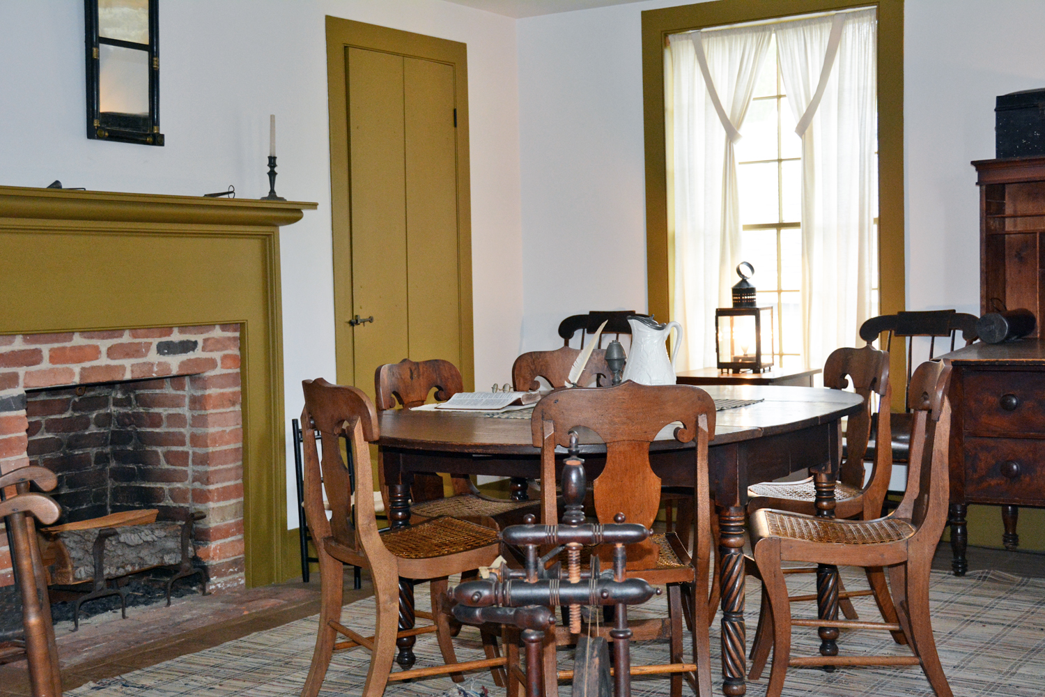 Interior Views of the Newel K. Whitney Store | Book of Mormon Central