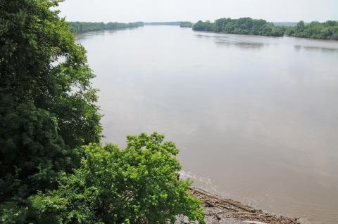 The general area of McIlwaine's Bend on the Missouri River. Taken in 2008.