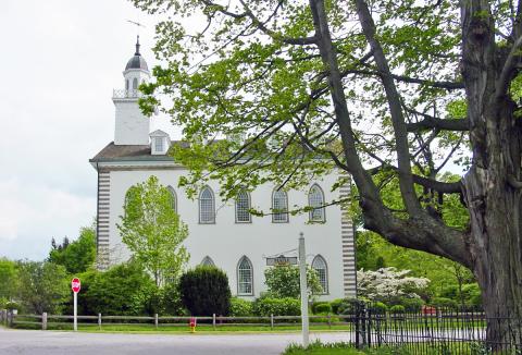 Nontraditional view of the temple. Taken in 2003.