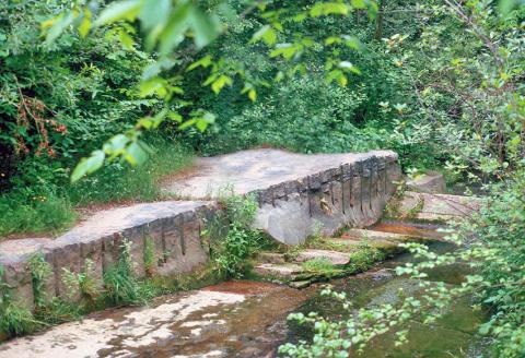 View of the Stannard Quarry. Taken in 1985.